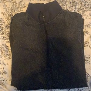 Luluemon 1/4 zip workout shirt